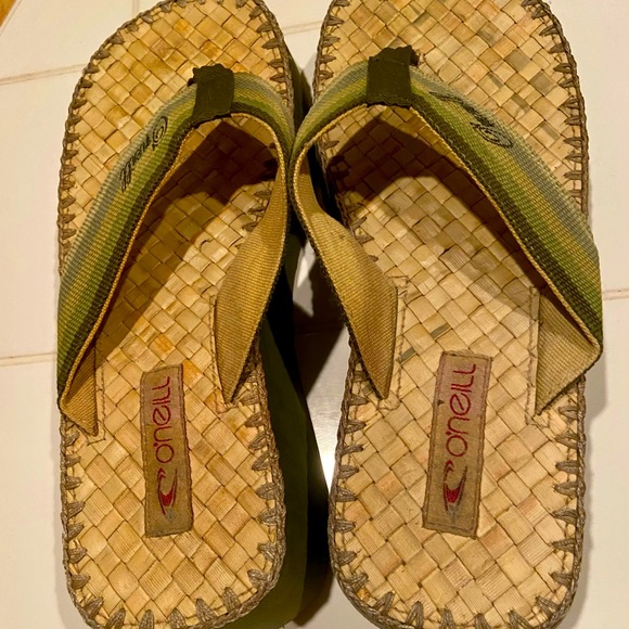 Ladies O’Neill Wedge Straw Basket Weave Sandals Size 9 NWOT - Picture 2 of 6